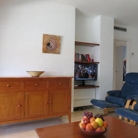 Brisas Apartment *